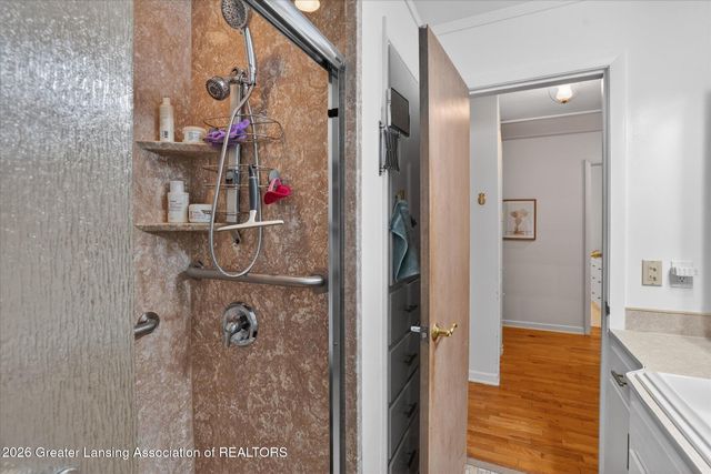 3227 Glasgow Drive, Lansing, MI 48911