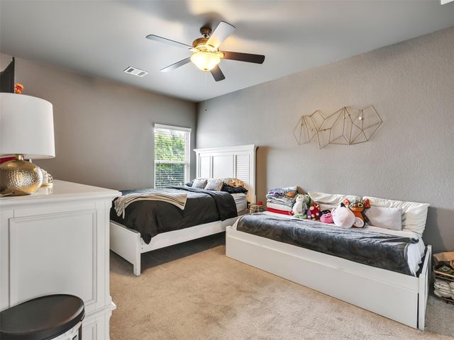 8911 Leaning Hollow Lane, Spring, TX 77379