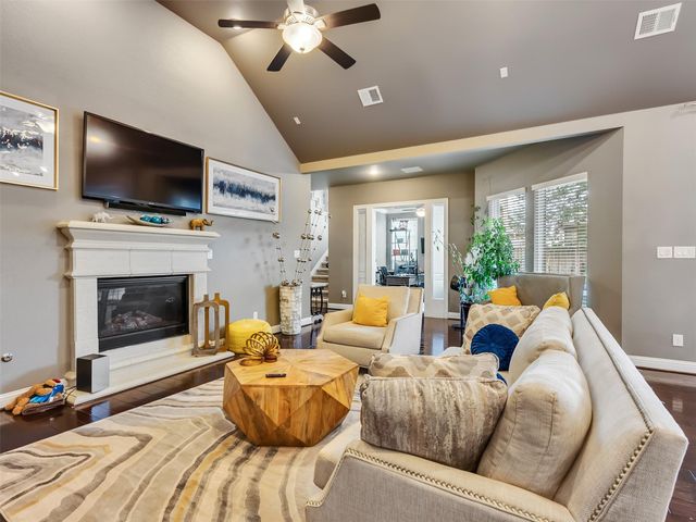 8911 Leaning Hollow Lane, Spring, TX 77379