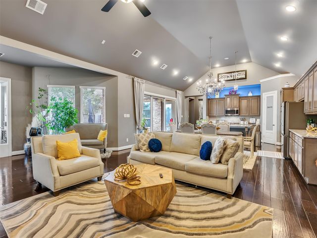 8911 Leaning Hollow Lane, Spring, TX 77379