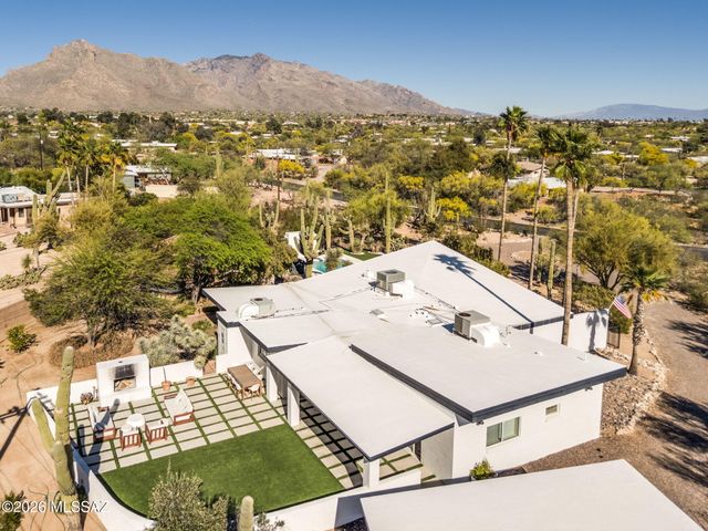 7341 N Ellison Drive, Tucson, AZ 85704