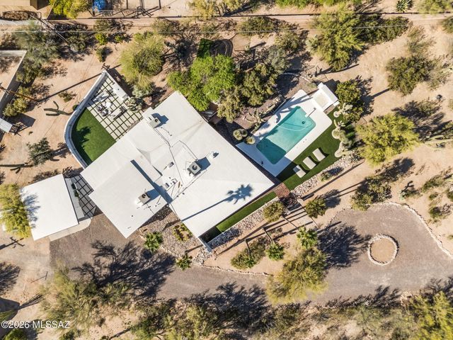 7341 N Ellison Drive, Tucson, AZ 85704