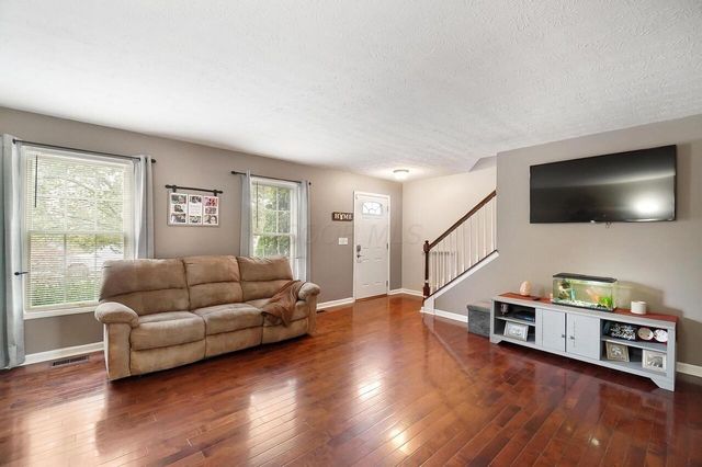 5710 English Rose Drive, Galloway, OH 43119