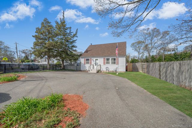 106 Holbrook Road, Centereach, NY 11720