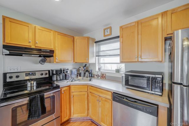 106 Holbrook Road, Centereach, NY 11720