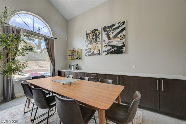 9440 Abalone Way, Las Vegas, NV 89117