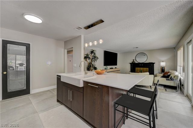 9440 Abalone Way, Las Vegas, NV 89117