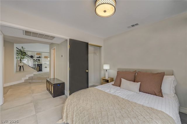 9440 Abalone Way, Las Vegas, NV 89117
