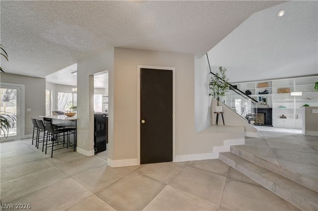 9440 Abalone Way, Las Vegas, NV 89117