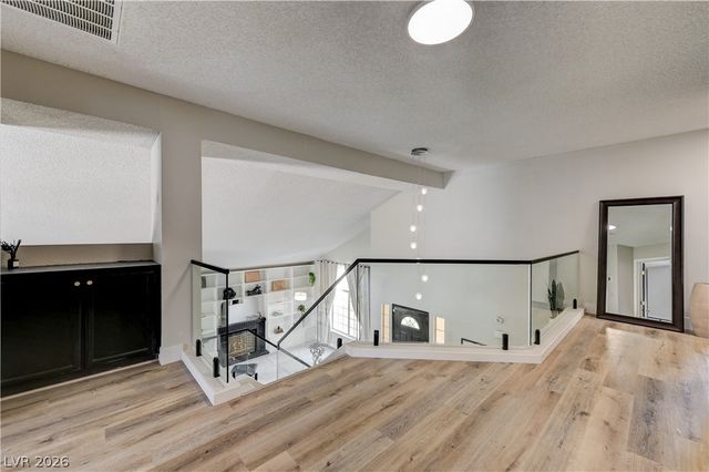 9440 Abalone Way, Las Vegas, NV 89117
