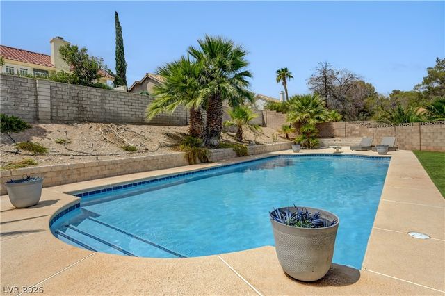9440 Abalone Way, Las Vegas, NV 89117