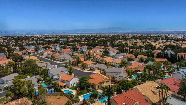 9440 Abalone Way, Las Vegas, NV 89117