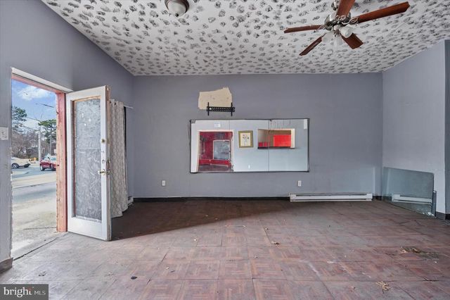 2205 ISLAND ROAD, Philadelphia, PA 19142