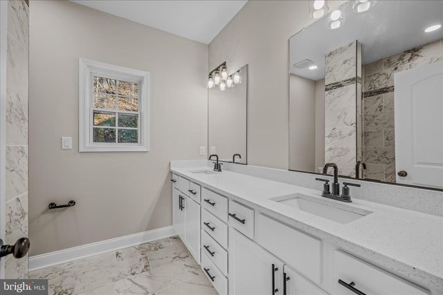 191 SHENANDOAH RANCH RD, Harpers Ferry, WV 25425