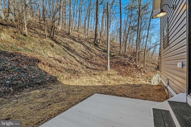 191 SHENANDOAH RANCH RD, Harpers Ferry, WV 25425