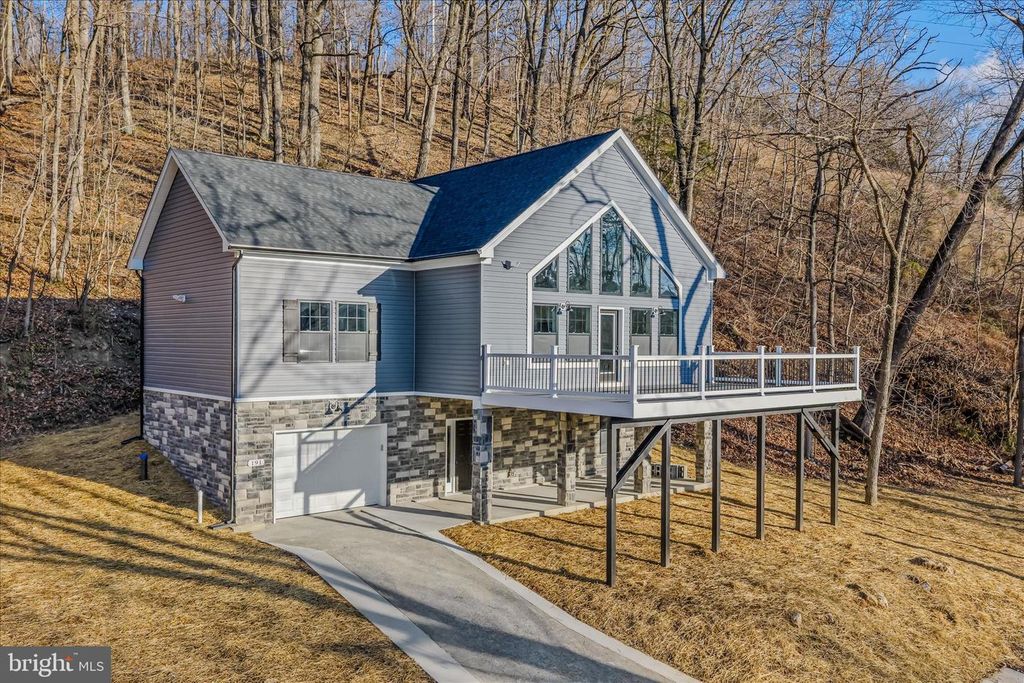 191 SHENANDOAH RANCH RD, Harpers Ferry, WV 25425