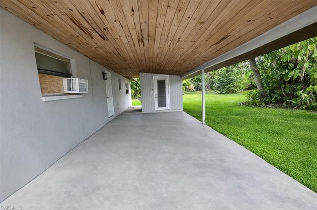 919 Freemont ST, Fort Myers, FL 33916