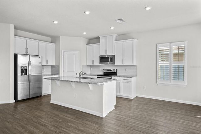 8852 PRAIRIE CREEK DRIVE, New Port Richey, FL 34655