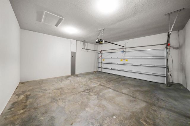 8852 PRAIRIE CREEK DRIVE, New Port Richey, FL 34655