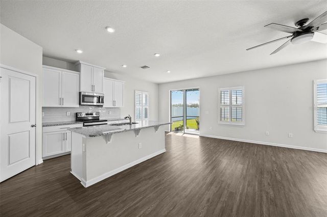 8852 PRAIRIE CREEK DRIVE, New Port Richey, FL 34655