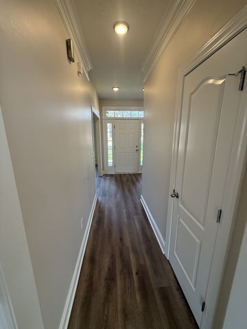 1030 Tower Hill Ln, Hendersonville, TN 37075