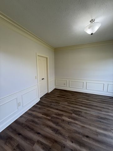 1030 Tower Hill Ln, Hendersonville, TN 37075