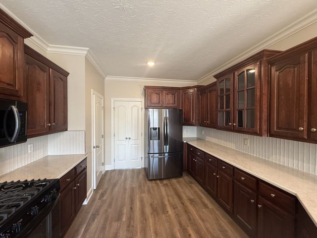 1030 Tower Hill Ln, Hendersonville, TN 37075