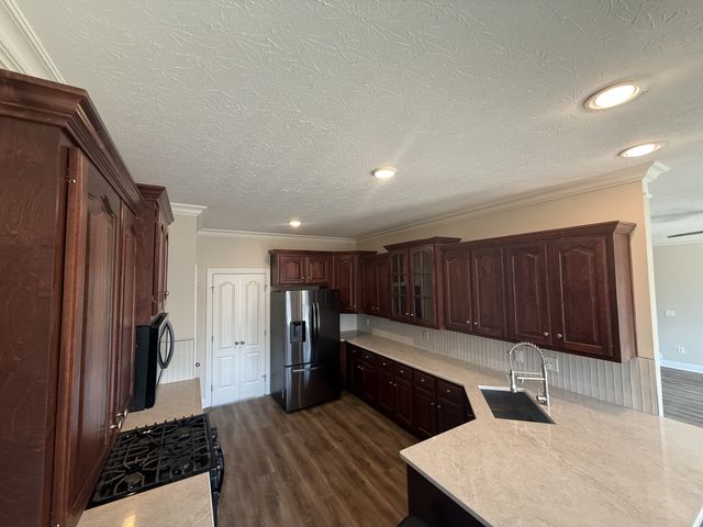 1030 Tower Hill Ln, Hendersonville, TN 37075