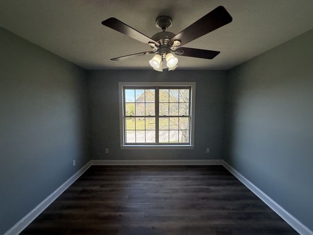 1030 Tower Hill Ln, Hendersonville, TN 37075