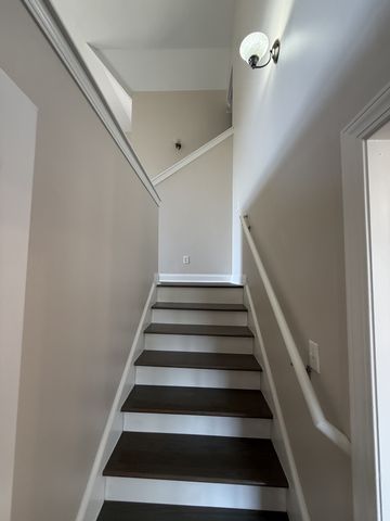 1030 Tower Hill Ln, Hendersonville, TN 37075