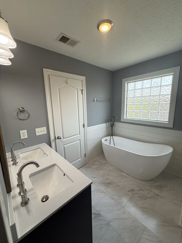 1030 Tower Hill Ln, Hendersonville, TN 37075