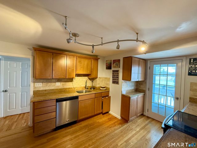 65 Terrace Avenue, Stamford, CT 06905