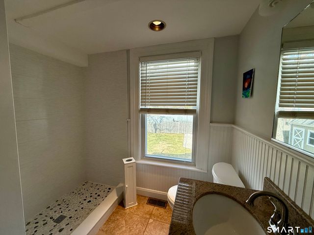 65 Terrace Avenue, Stamford, CT 06905