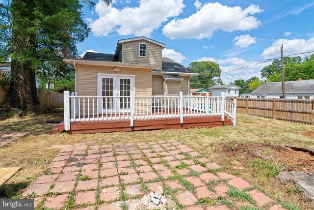 5033 EMO ST, Capitol Heights, MD 20743