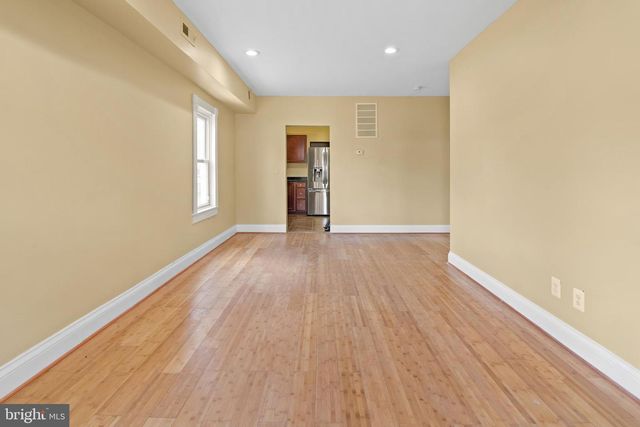 5033 EMO ST, Capitol Heights, MD 20743