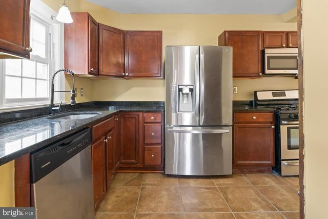 5033 EMO ST, Capitol Heights, MD 20743