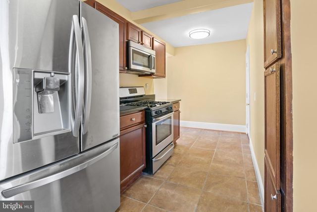 5033 EMO ST, Capitol Heights, MD 20743
