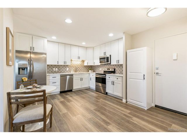 690 S Alton Way 10D, Denver, CO 80247