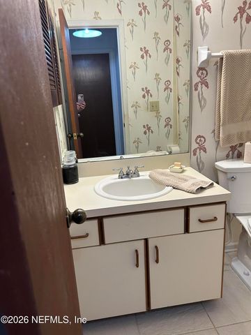 8300 PLAZA GATE Lane S 1173, Jacksonville, FL 32217