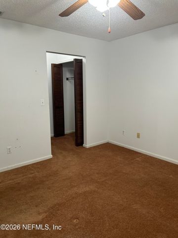 8300 PLAZA GATE Lane S 1173, Jacksonville, FL 32217