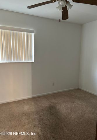 8300 PLAZA GATE Lane S 1173, Jacksonville, FL 32217