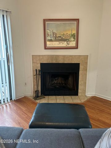 8300 PLAZA GATE Lane S 1173, Jacksonville, FL 32217