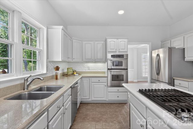 8528 Headford Road, Charlotte, NC 28277