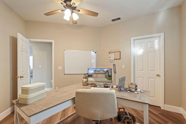 1026 Starbrook Dr, Galt, CA 95632