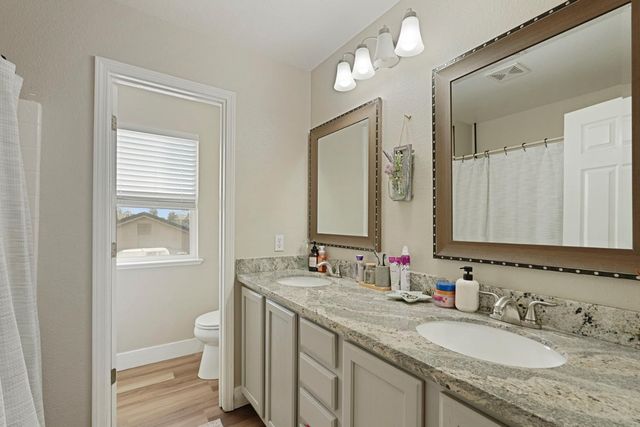 1026 Starbrook Dr, Galt, CA 95632