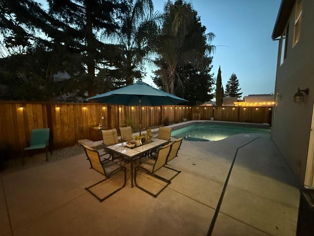 1026 Starbrook Dr, Galt, CA 95632