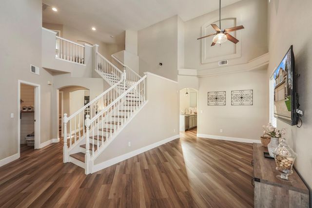 1026 Starbrook Dr, Galt, CA 95632