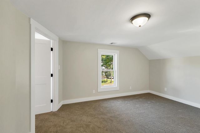 88 S Main Street, Laconia, NH 03246