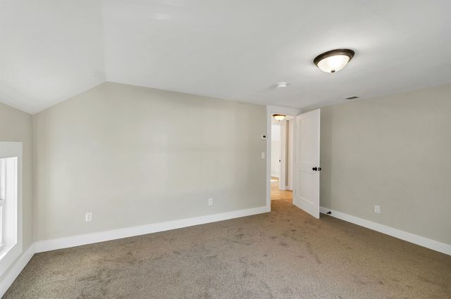 88 S Main Street, Laconia, NH 03246