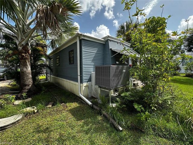 10843 Bonapartes Gull, Estero, FL 33928